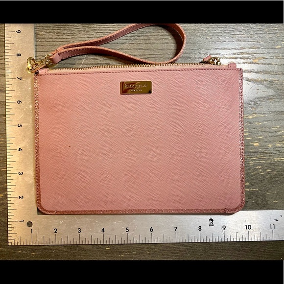 Kate Spade ♠️ muted pink wristlet. - Picture 2 of 7